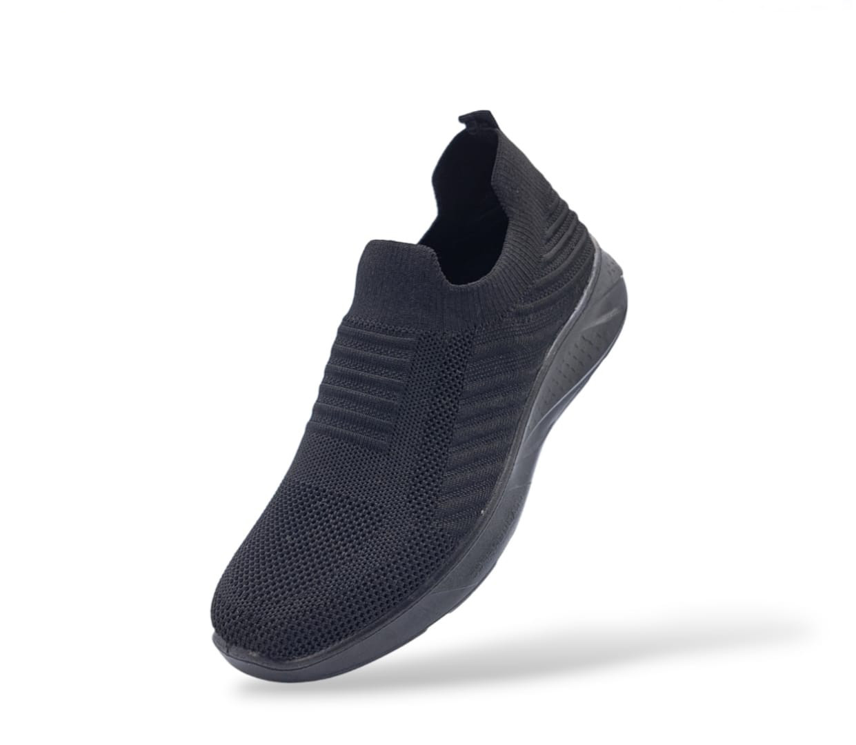 Sleek and Comfortable Knit Men's Sneakers